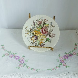 Johnson Brothers Windsor Ware Garden Bouquet Dessert Bowl; Vintage Johnson Brothers, Vintage Windsor Ware, Garden Bouquet Dessert Bowl