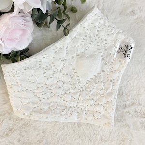 Lace wedding Dog Bandana |Best Friend of the Bride | Pet wedding Dog bandana | Bridal gift Dog Mom| Wedding outfit for dog