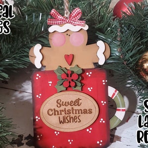 Adorno de taza de chocolate con pan de jengibre y dulces deseos navideños/SVG navideño/Pan de jengibre navideño cortado con láser/Forja luminosa/Adorno SVG