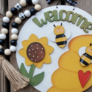 Bee-welkomstbord SVG | Laserklaar lentebordje| Glow Forge Spring| Bee Skep SVG| Bijenkorf SVG