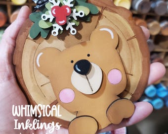Adorno de oso de bosque / Adorno de oso listo para usar con láser / Adorno navideño Glowforge / Adorno Joy / Adorno Glowforge