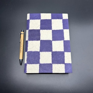 Kariertes Deckle Edge Notizbuch |Handgemacht in Nepal Checkered Violet