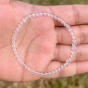 Bracelet en quartz transparent naturel de 4 mm, bracelet de perles pour elle, bracelet délicat, bracelet de pierres précieuses pour lui, bijoux en quartz transparent pour homme et femme