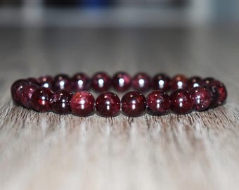 8mm Garnet Beaded Bracelet – Unisex Gemstone Jewelry, January Birthstone Gift for Him or Her