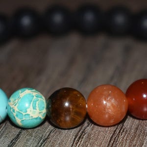 Bracelet en pierre de lave 7 chakras, diffuseur d'huiles essentielles, unisexe image 3