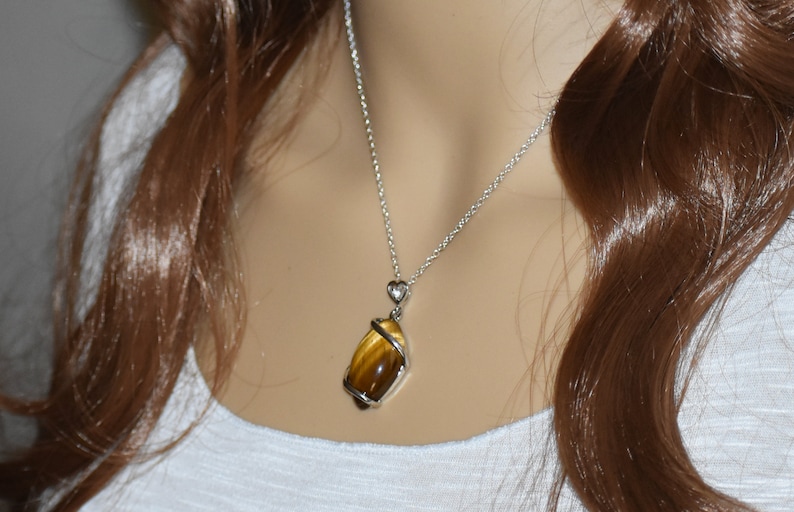 Tiger Eye Necklace, Tiger Eye Jewelry, Healing Crystal Necklace, Earthy Necklace, Anxiety Necklace, Healing Necklace image 3