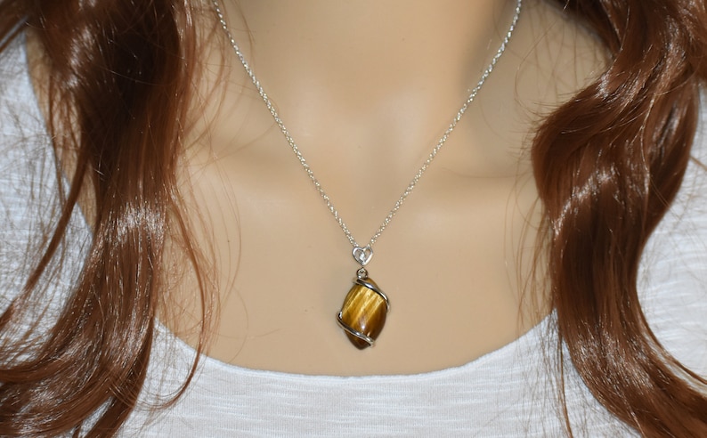 Tiger Eye Necklace, Tiger Eye Jewelry, Healing Crystal Necklace, Earthy Necklace, Anxiety Necklace, Healing Necklace image 1