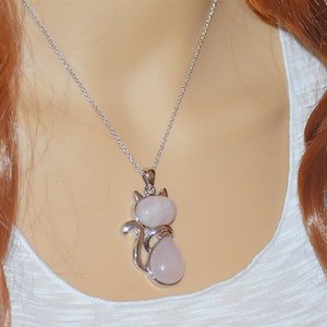 Rose Quartz Necklace, Rose Quartz Jewelry, Pink Pendant Necklace for Women, Cat Lover Necklace, Cat Pendant Necklace, Gift for Her