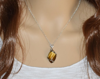 Tiger Eye Pendant Necklace – Natural Gemstone Necklace for Women, Earthy Jewelry Gift