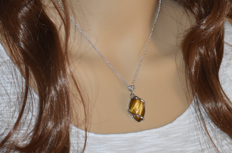 Tiger Eye Necklace, Tiger Eye Jewelry, Healing Crystal Necklace, Earthy Necklace, Anxiety Necklace, Healing Necklace image 2