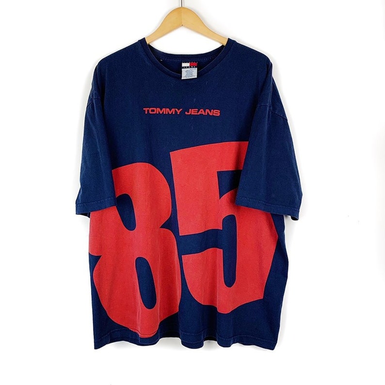 tommy graphic tee