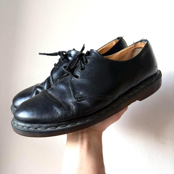 Dr. Martens Vintage Black Leather Oxfords Made in England  display picture 1