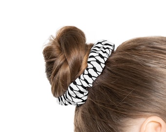 Palestine Kuffiyeh Scrunchie