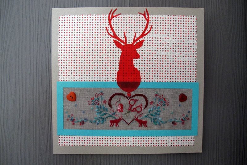 Tableau Brodé de Cerfs avec Un Coeur