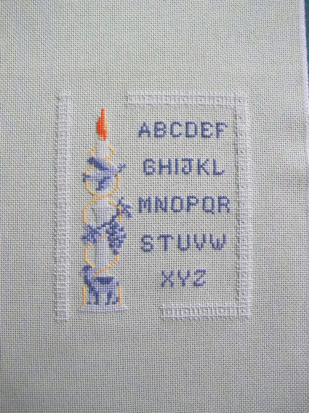 Broderie Abécédaire Pascal Au Point de Croix