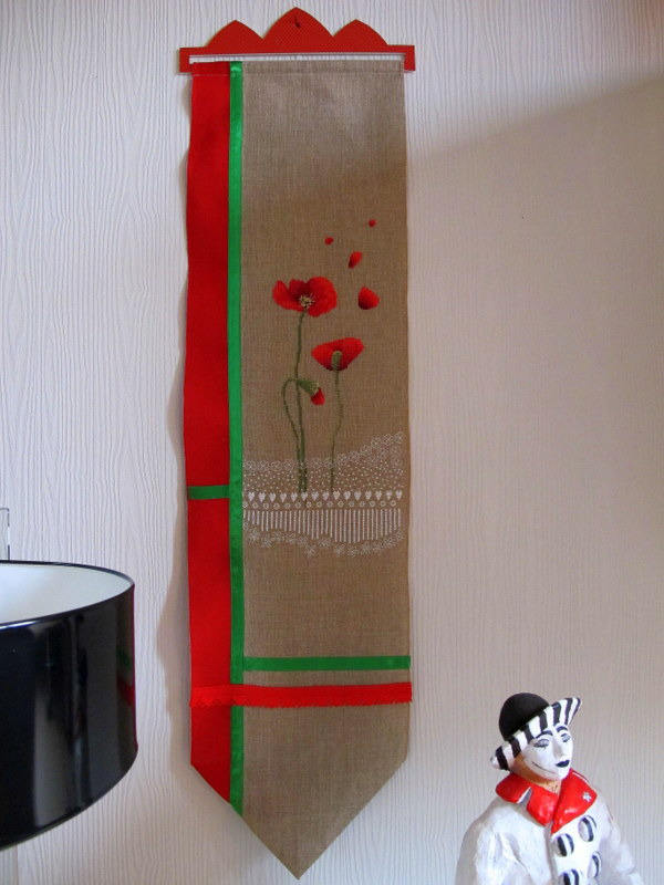 Bande Murale Coquelicots Brodée Au Point de Croix