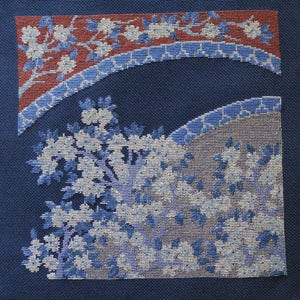 Embroidery 'Japanese welcome' at the cross point