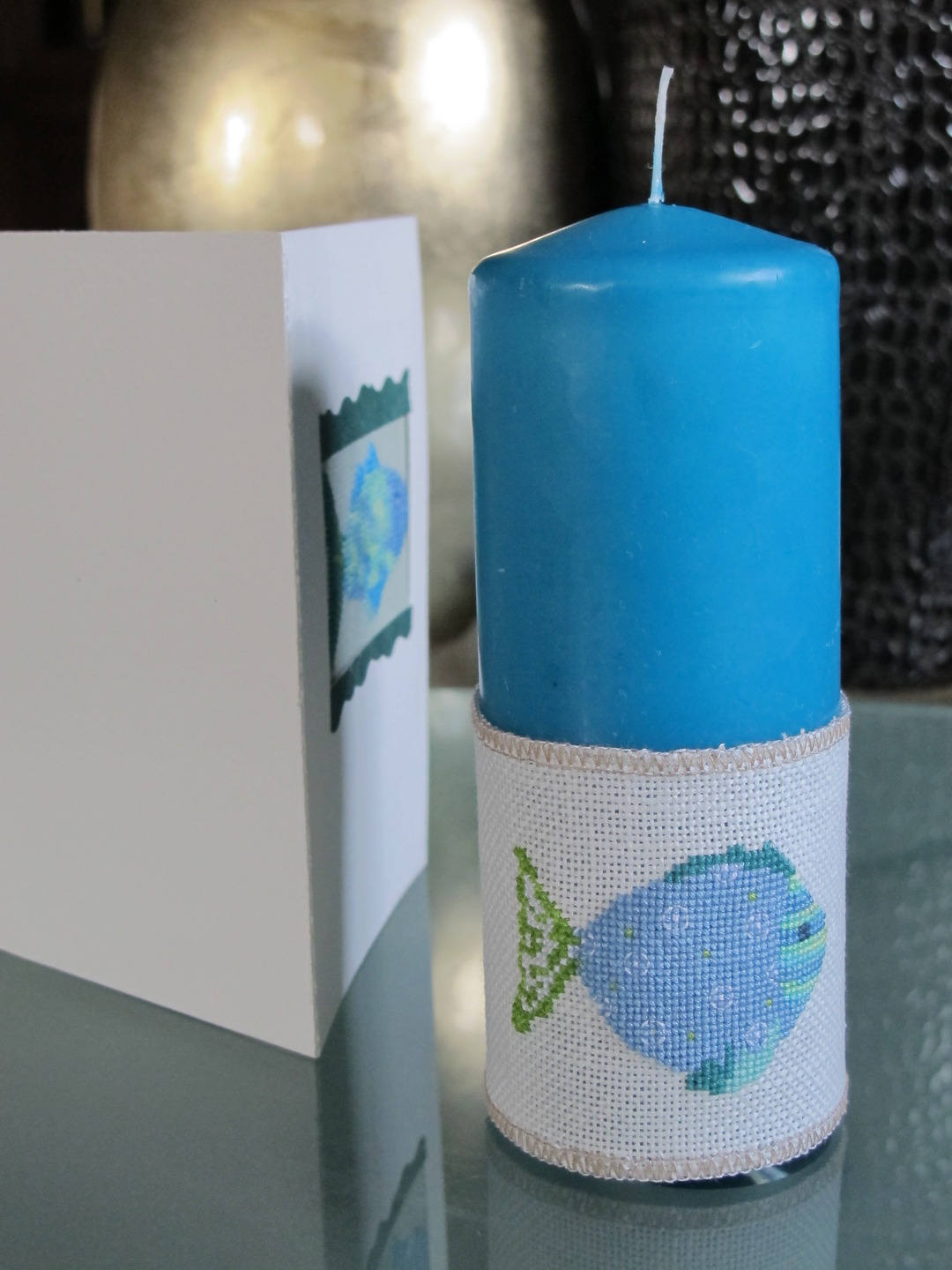 Pare-Bougie Blanc avec Bougie Poisson Turquoise