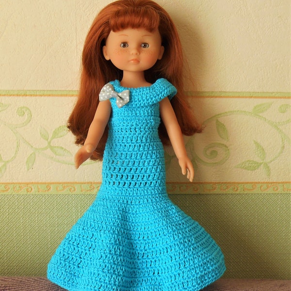 Robe de soirée pour poupée Chérie, Robe de soirée bleue au crochet pour poupée, Cadeau pour petite fille, Robe bleue pour poupée de 32 cm.