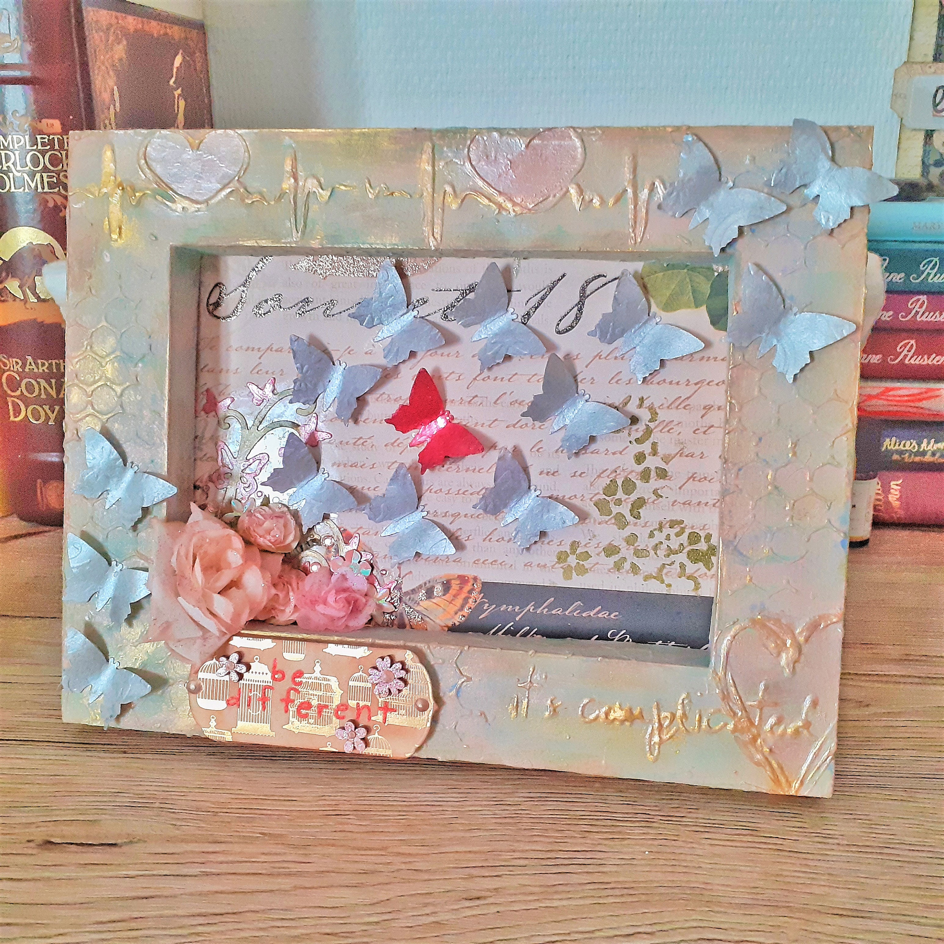 Canevas Be Different