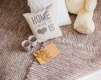 Handwoven Striped Wool Carpet: 5x7 Rug