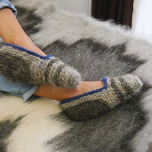 Wool Slippers, House Slippers, Slippers Socks, Simple Slippers, Basic Knit Slippers,  Hand Knit Indoor Slippers