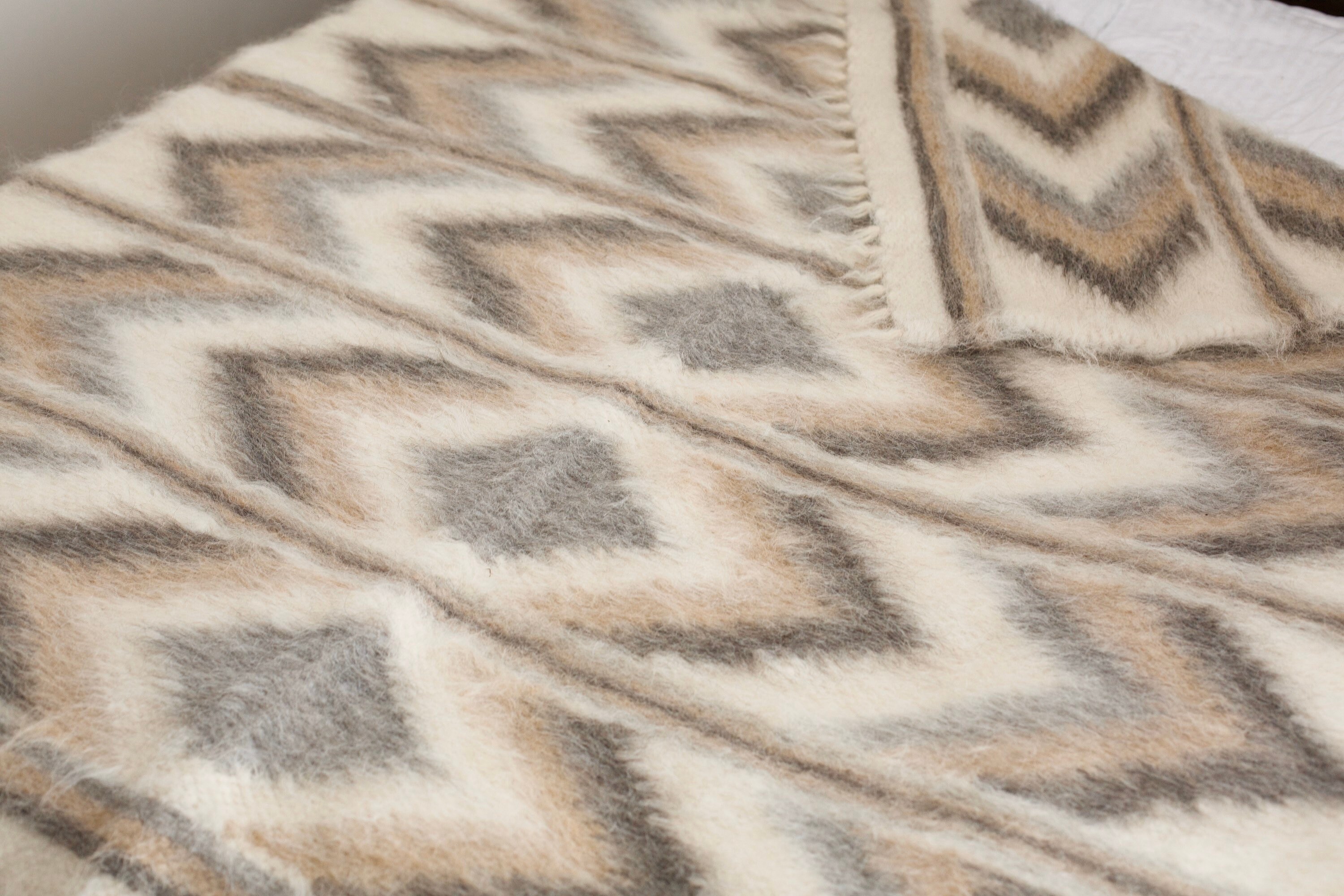 Wool Blanket Queen Size Wool Cover Wool Throw Blanket Etsy