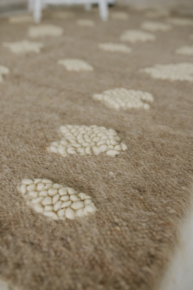 Soft rug for bedroom, wool rug with clouds image 3