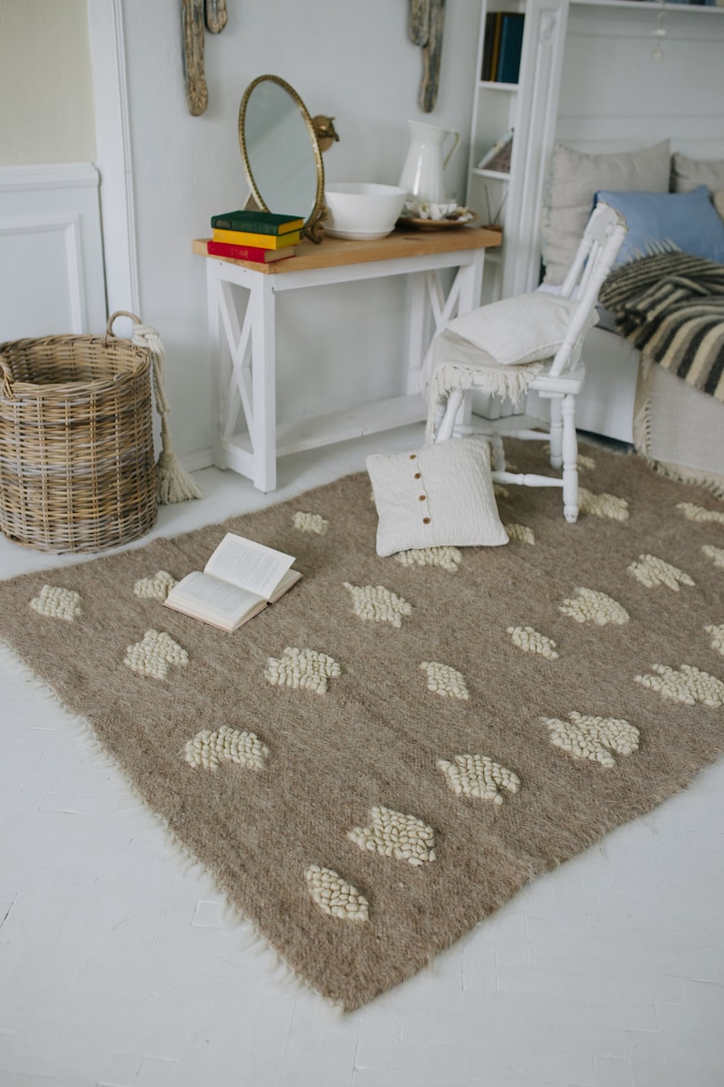 Soft rug for bedroom, wool rug with clouds image 2