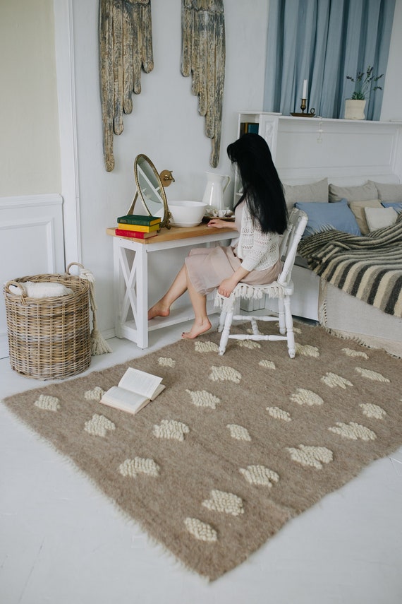 Soft rug for bedroom, wool rug with clouds