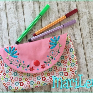 Stickdatei  BlümchenTasche  ITH 13x18 Stickmuster Stickmotiv embroidery pattern  pocket bag pouch flower