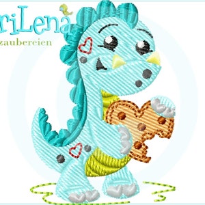 Könnte beinhalten: Ein hellblauer Dinosaurier mit einem Herz auf der Wange hält ein braunes herzförmiges Keks. Der Dinosaurier hat schwarze Augen und eine gelbe Nase.