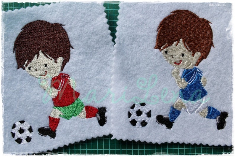 Stickdatei Kleiner Fußballer 2 Füll 10x10 4x4 Stickmuster Stickmotiv embroidery pattern soccer player boy Bild 4