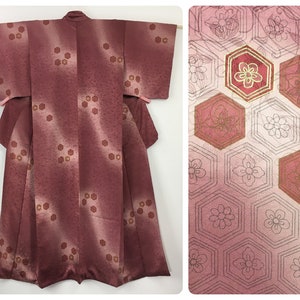 Japanese women&#39;s kimono, vintage, pink silk, medium, very long kimono, Japan import