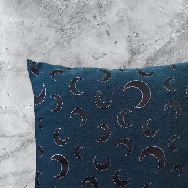 Housse de coussin lune , coussin witchy