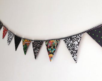 Garland of rock'n'roll pennants (small format), rock decoration, gothic