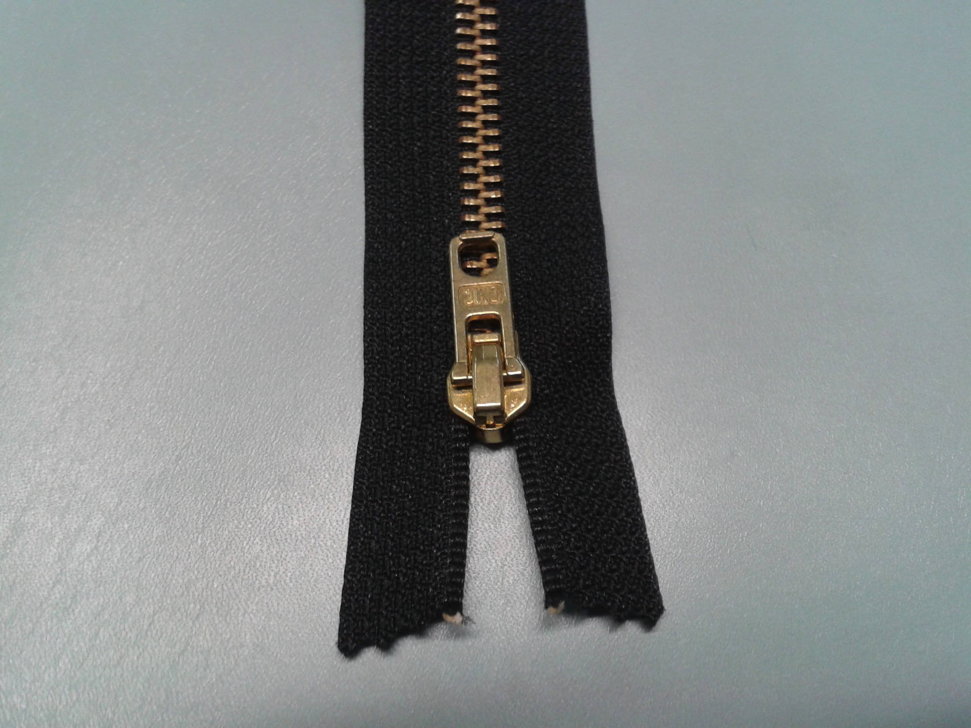 Fermeture éclair Séparable YKK Laiton Antique 75cm 4mm