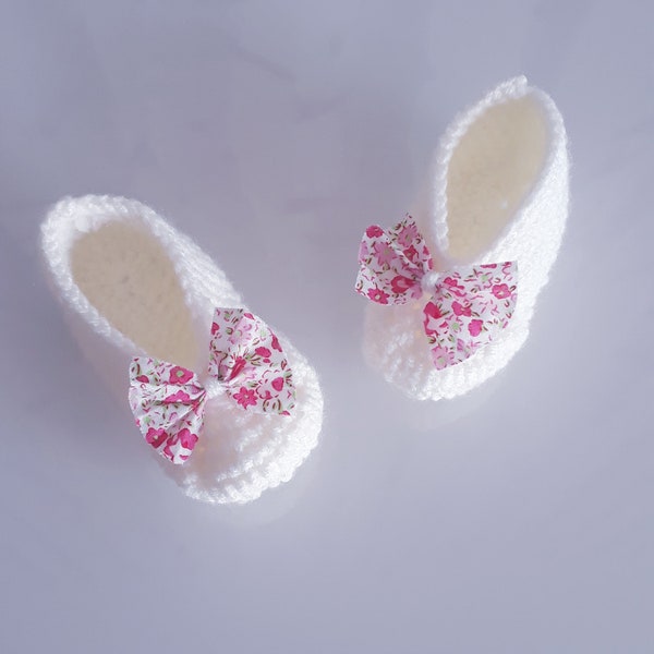 Vêtements chaussures ballerines liberty crochet tricot fait main bébé fille 0 à 6 mois Fabrication Française