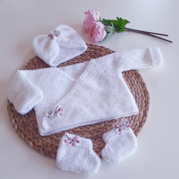 BRASSIÈRE bébé tricot, layette tricot main, en laine, cadeau naissance -   France