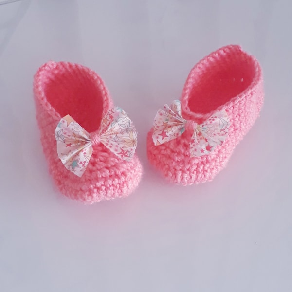 Vêtements chaussures ballerines liberty crochet tricot fait main bébé fille 0 à 6 mois Fabrication Française