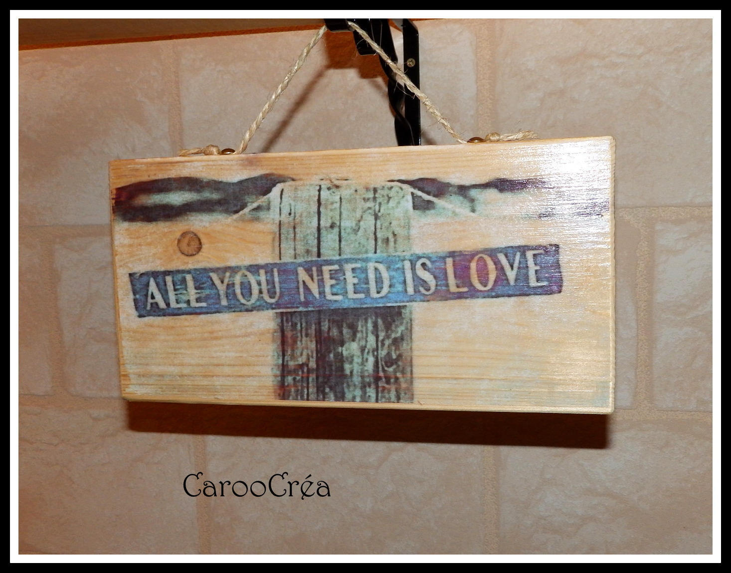 All You Need Is Love, Panneau Décoratif Pin Massif, Transfert sur Bois, Vintage