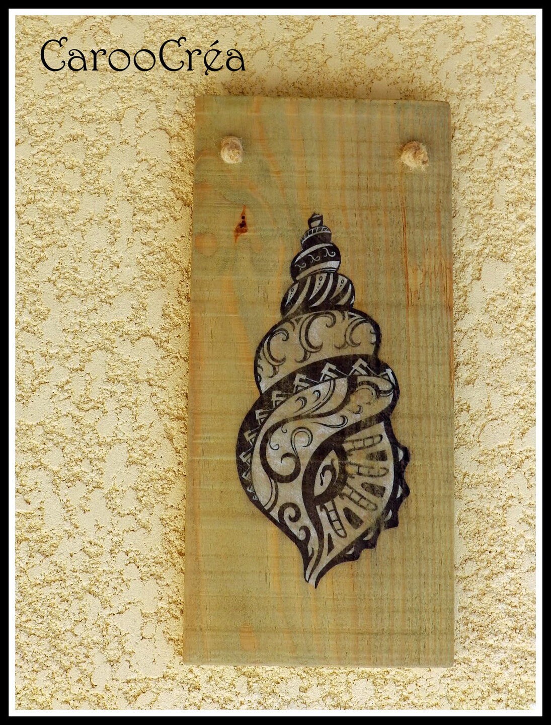 Tableau Panneau Décoratif en Bois de Pin Teinté Vert, Décoration Coquillage Maori.