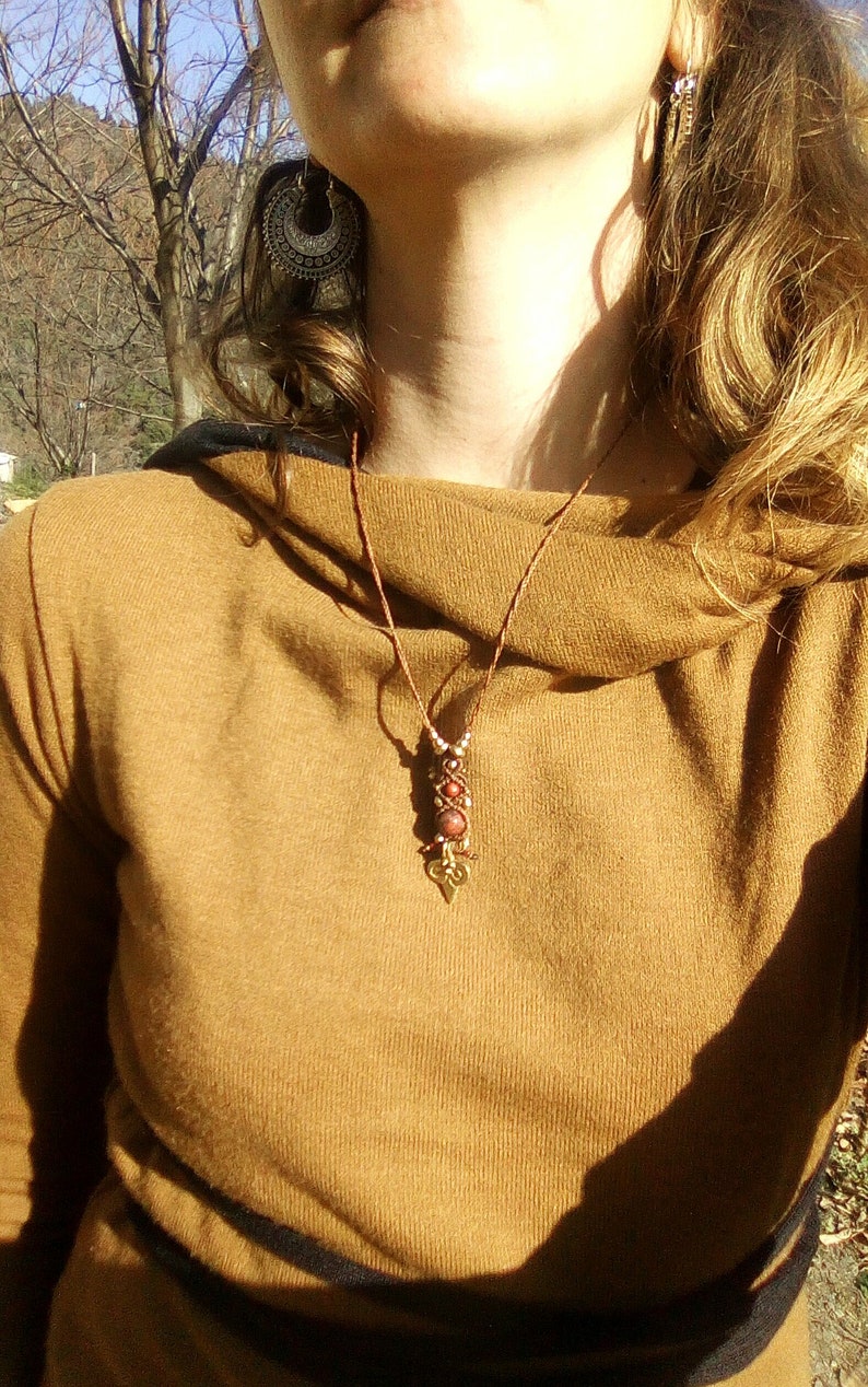 Macram\u00e9 pendant with two natural red jasper beads Red Jaspe