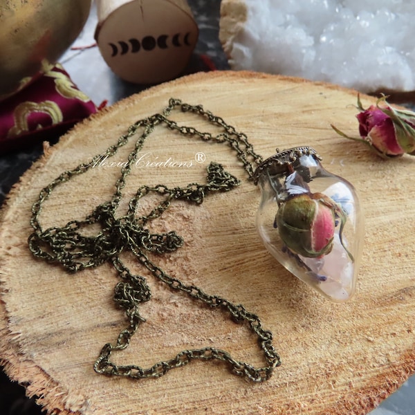 Pendule Divinatoire ou Sautoir avec goutte en verre, cristaux de quartz rose, Lavande vraie et bouton de Rose. Breloque Arbre de Vie