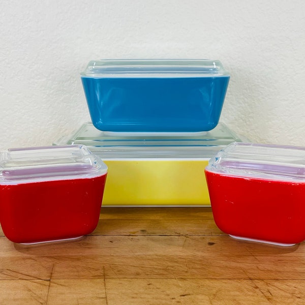 Vintage Pyrex Primary Colors Refrigerator set with Lids; 8 Pieces all Together