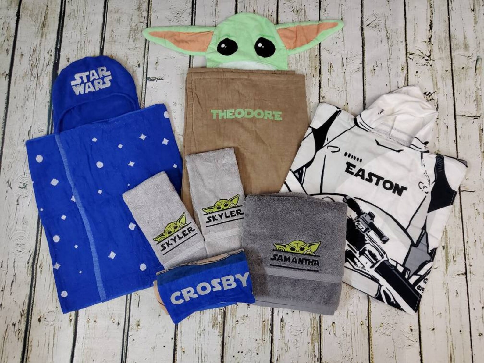 Personalized Baby Yoda Grogu Bath Towel in Star Wars Font Etsy