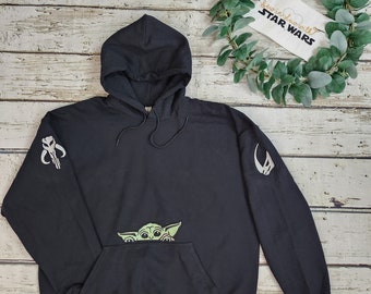 Sudadera con capucha mandaloriana bordada, escudo y símbolos de Mudhorn