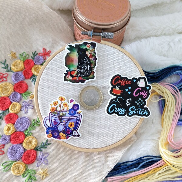 Magnetic needle holder / needle minder "Cup of tea", "Little black cat" or "Chat Café Embroidery"