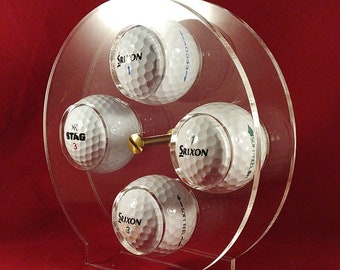Wyświetlacz na 4 piłki golfowe