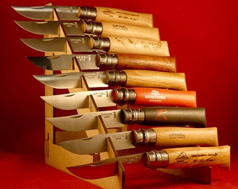 Medium display for 9 collector&#39;s knives